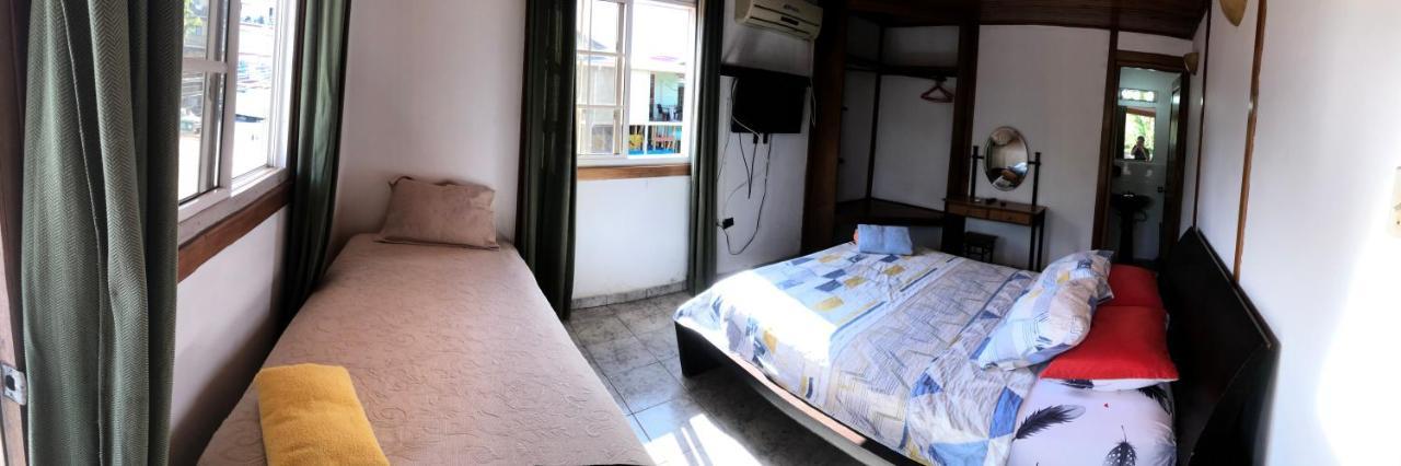 Hotel Posada Los Delfines Bocas Town Kültér fotó