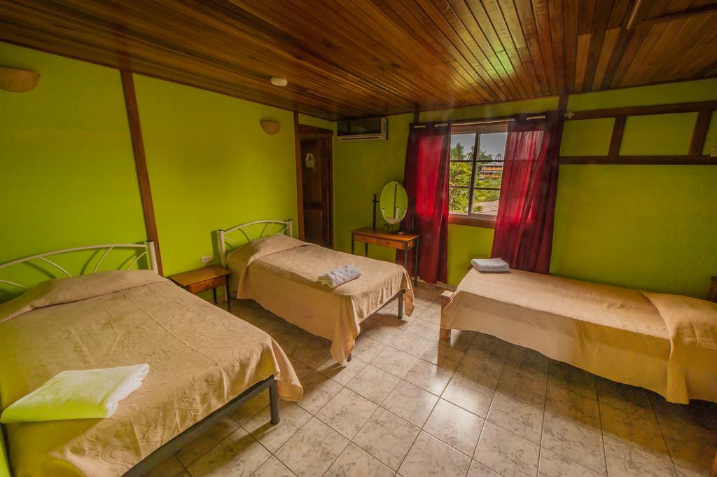 Hotel Posada Los Delfines Bocas Town Kültér fotó